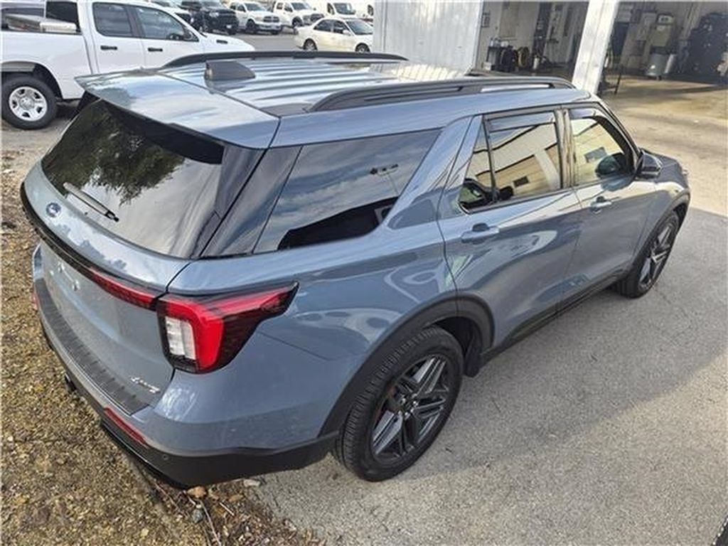 Used 2025 Ford Explorer ST-Line w/ Premium Package AWD/4WD image 20