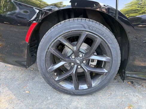 Used 2023 Dodge Charger R/T w/ Plus Group RWD image 7