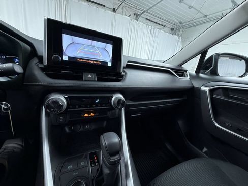 Certified 2024 Toyota RAV4 LE AWD/4WD image 22