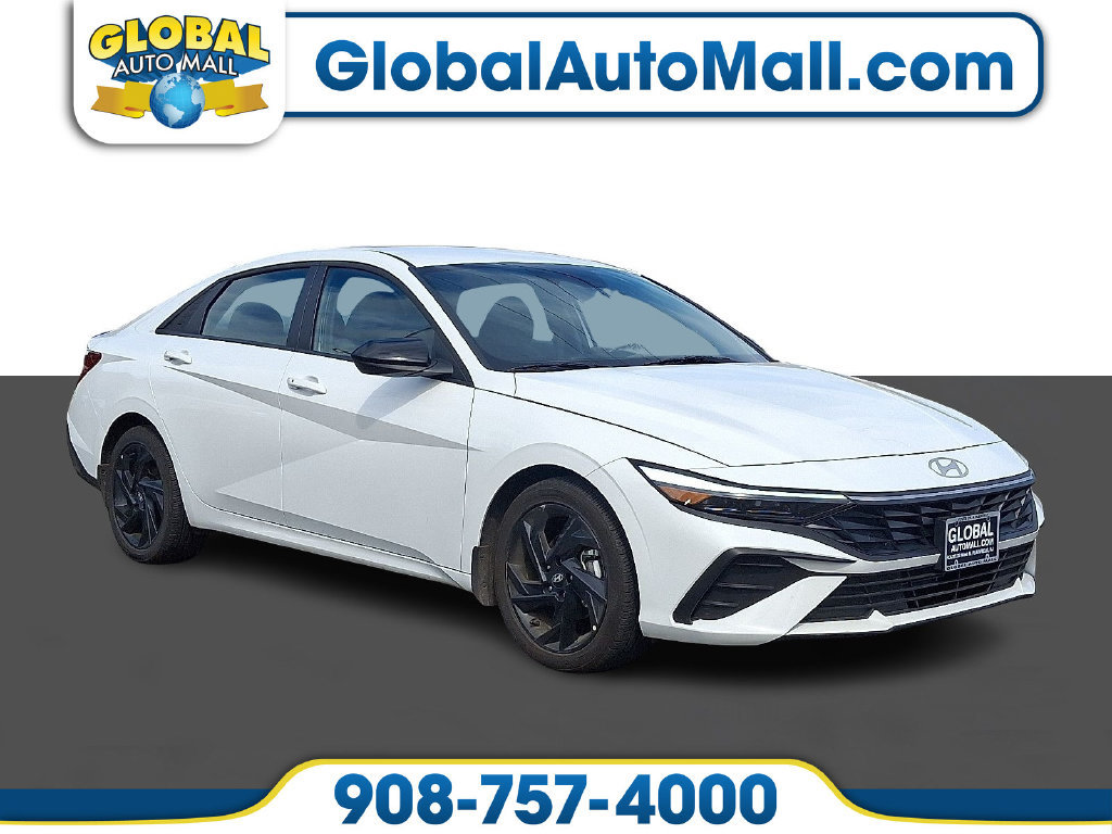 Used 2026 Hyundai Elantra Sport FWD image 1