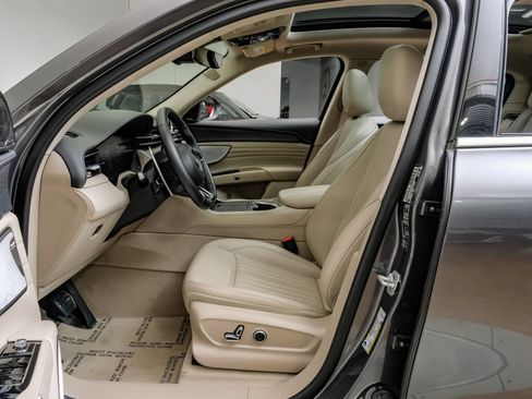 Used 2023 Maserati Grecale GT AWD/4WD image 4