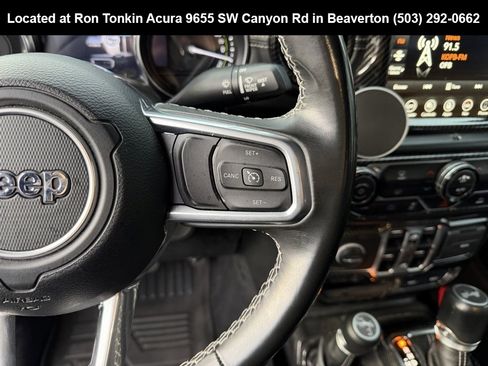 Used 2022 Jeep Wrangler Unlimited Sahara image 14