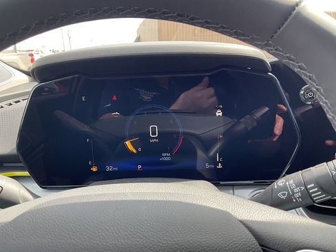 New 2026 Chevrolet Trax LT FWD image 19