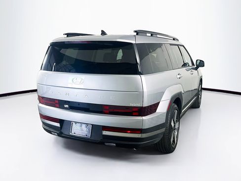 Used 2025 Hyundai Santa Fe Limited image 9