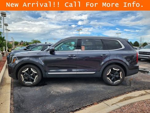 Used 2025 Kia Telluride S AWD/4WD image 5