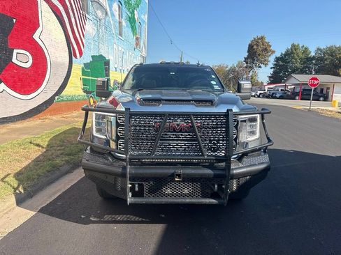 Used 2022 GMC Sierra 2500 Denali w/ Denali Ultimate Package AWD/4WD image 9