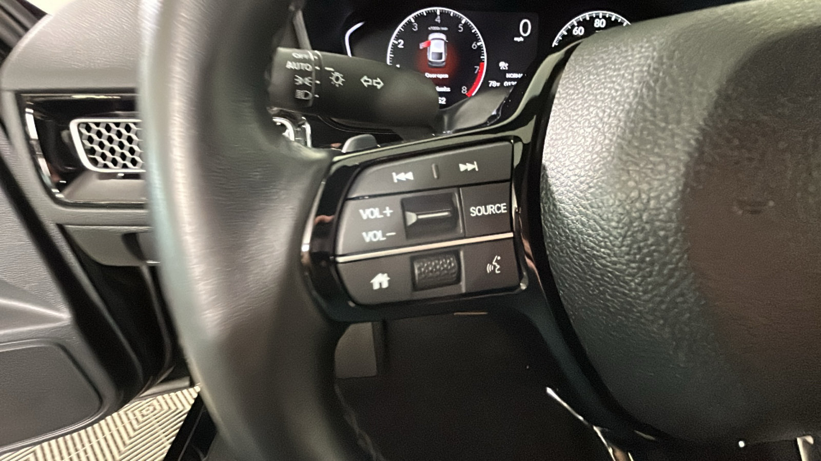 Used 2024 Honda Civic Sport image 18