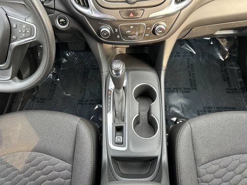 Used 2019 Chevrolet Equinox LT FWD image 11
