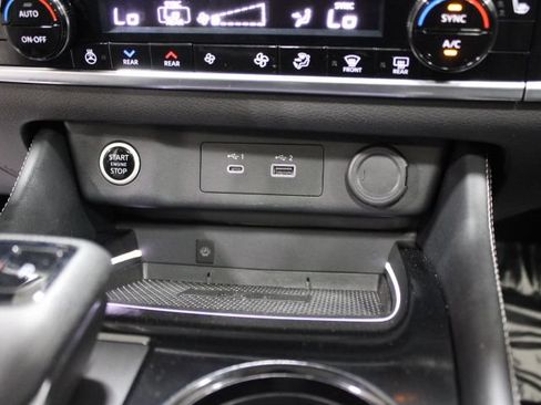 Used 2023 Nissan Rogue Platinum AWD/4WD image 50