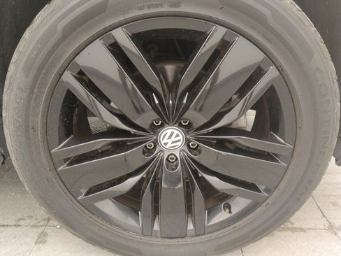 Used 2018 Volkswagen Atlas SEL Premium AWD/4WD image 31