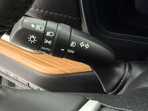Used 2024 Toyota Grand Highlander FWD image 14