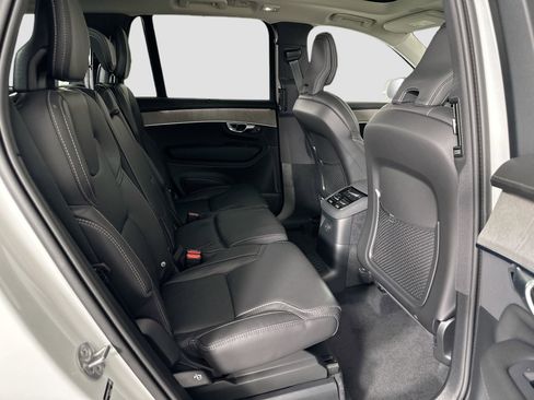 New 2025 Volvo XC90 T8 Ultra w/ Protection Package Premier image 18