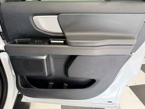 Certified 2025 Ford Expedition Max Active AWD/4WD image 36