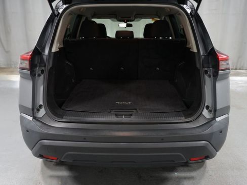 Used 2021 Nissan Rogue S image 32