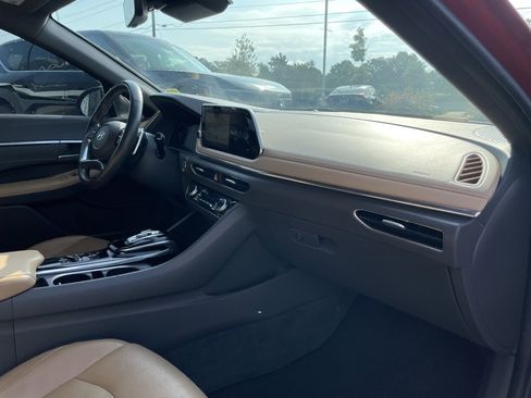 Used 2021 Hyundai Sonata Limited image 30