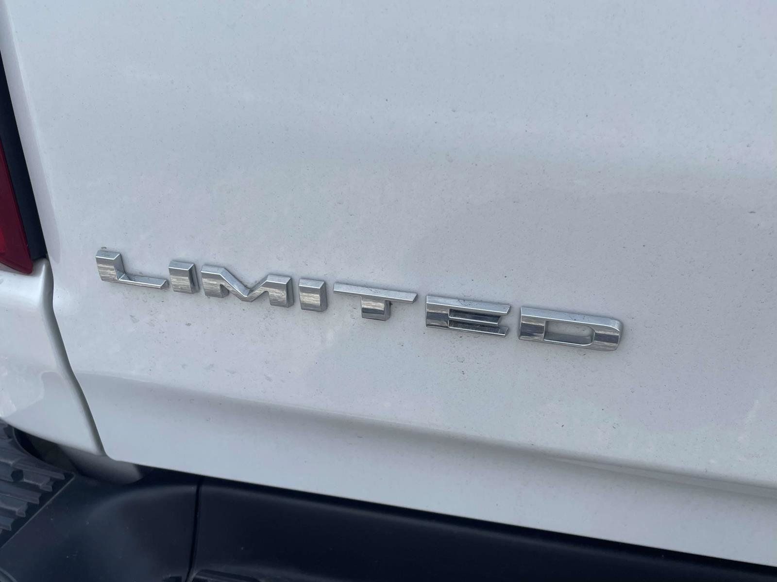 Used 2025 RAM 1500 Limited AWD/4WD image 5