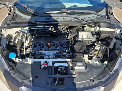 Used 2016 Honda HR-V LX image 32