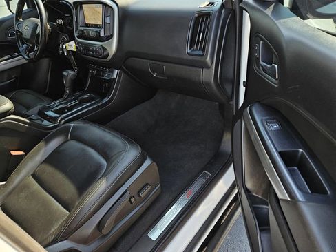 Used 2020 Chevrolet Colorado ZR2 image 8