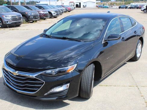 Used 2024 Chevrolet Malibu LT image 7