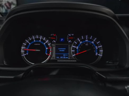 Used 2018 Toyota 4Runner TRD Pro AWD/4WD image 60