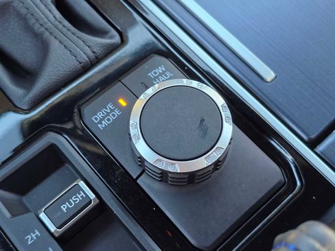 Certified 2025 Toyota Sequoia Platinum image 35