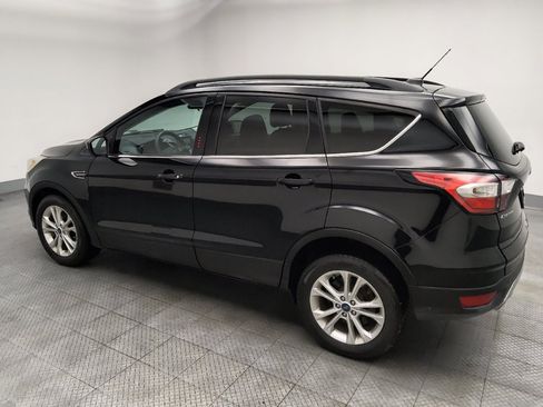 Used 2017 Ford Escape SE w/ Equipment Group 201A FWD image 3