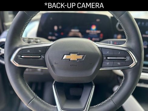 Used 2024 Chevrolet Equinox EV LT image 5