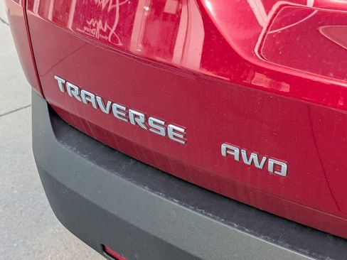 Used 2023 Chevrolet Traverse LT AWD/4WD image 5