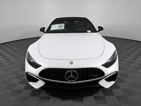 Used 2025 Mercedes-Benz SL 55 AMG 4MATIC image 29
