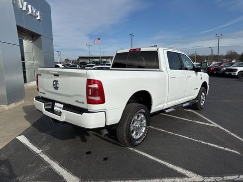 Used 2024 RAM 2500 Laramie AWD/4WD image 4