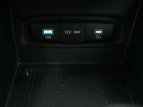 Used 2026 Hyundai Venue SE FWD image 27