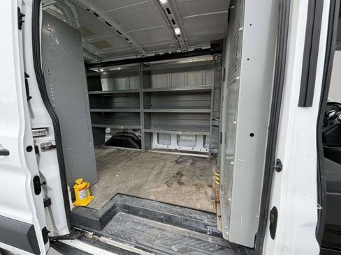 Used 2018 Ford Transit 150 130 Medium Roof RWD image 12