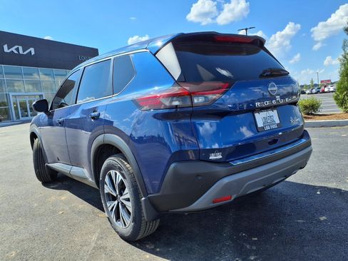 Used 2023 Nissan Rogue SV AWD/4WD image 35