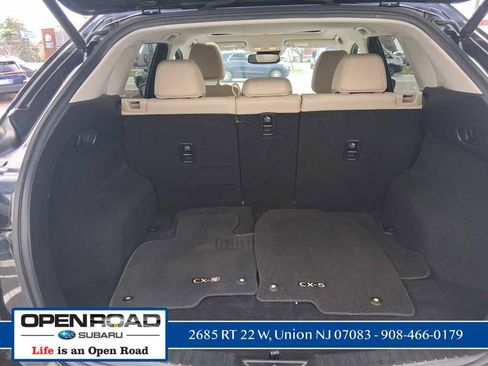 Used 2019 MAZDA CX-5 Touring image 9