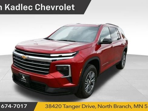 New 2026 Chevrolet Traverse LT w/ Driver Confidence Package AWD/4WD image 1