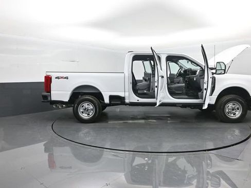 New 2026 Ford F250 XL image 32