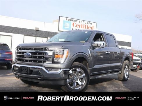 Used 2023 Ford F150 Lariat w/ Trailer Tow Package image 1