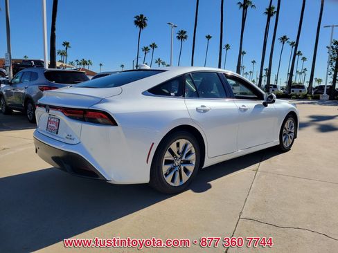 Certified 2023 Toyota Mirai XLE w/ Advanced Technology Package image 4