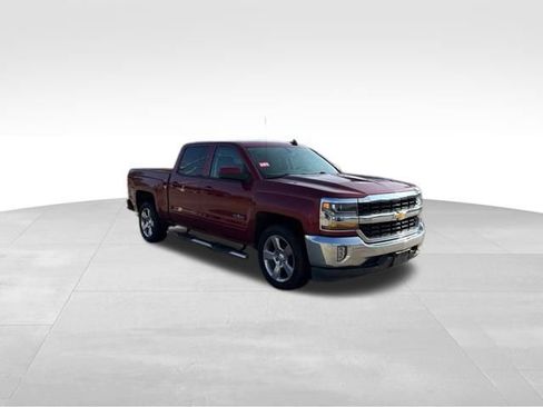 Used 2018 Chevrolet Silverado 1500 LT w/ Texas Edition image 7