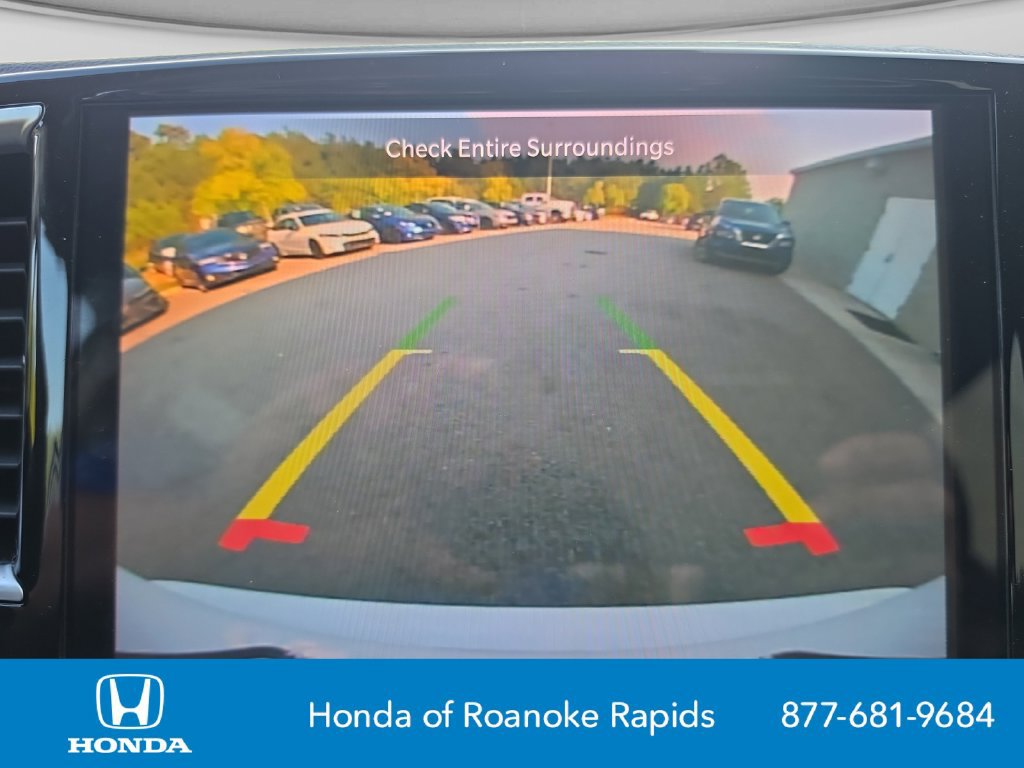 Used 2023 Chrysler Pacifica Limited FWD image 22