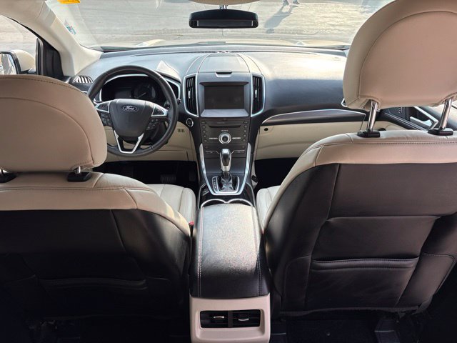 Used 2018 Ford Edge Titanium w/ Technology Package AWD/4WD image 17