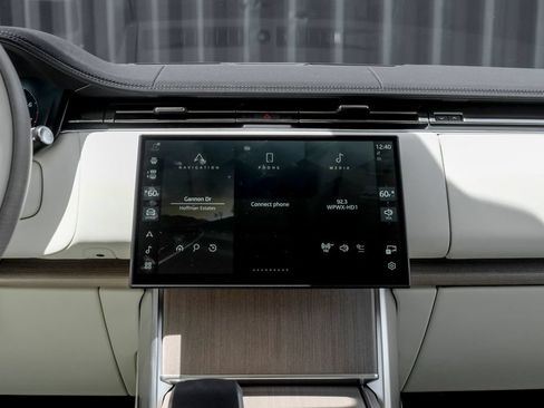 New 2026 Land Rover Range Rover SE AWD/4WD image 19