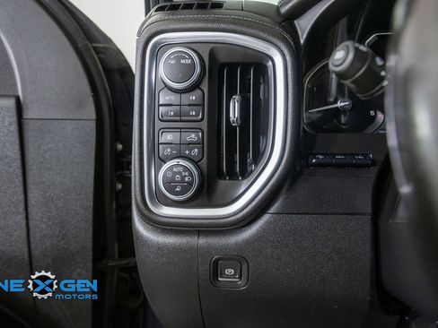 Used 2020 GMC Sierra 2500 Denali w/ Denali Ultimate Package AWD/4WD image 13