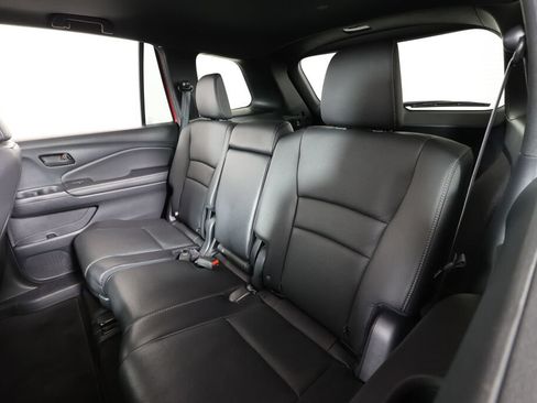 Used 2023 Honda Passport EX-L image 15