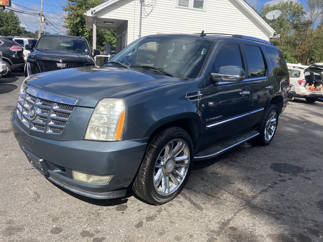 Used 2008 Cadillac Escalade AWD image 11