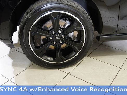 Used 2023 Ford Expedition Max Limited image 15