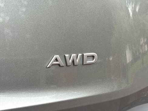Used 2025 Nissan Rogue SV AWD/4WD image 27