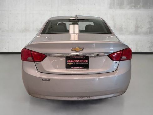 Used 2018 Chevrolet Impala LT image 7