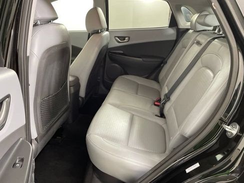 Used 2020 Hyundai Kona Limited AWD/4WD image 21