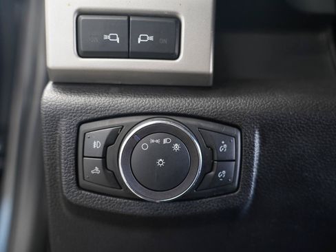 Used 2019 Ford F250 Lariat w/ Lariat Ultimate Package AWD/4WD image 24